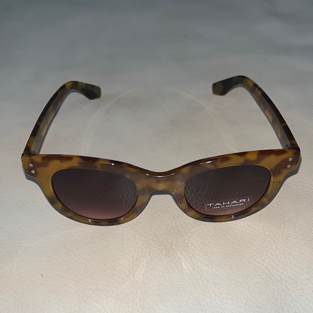 Tahari Women sunglasses